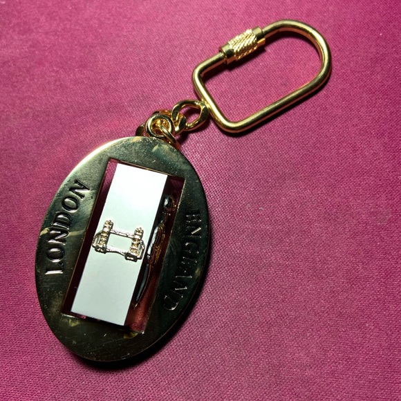 London Keychain - Picture 2 of 5